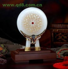 海南奇韵 巧琢天工，贵石生辉——高端商务馈赠的工艺臻品